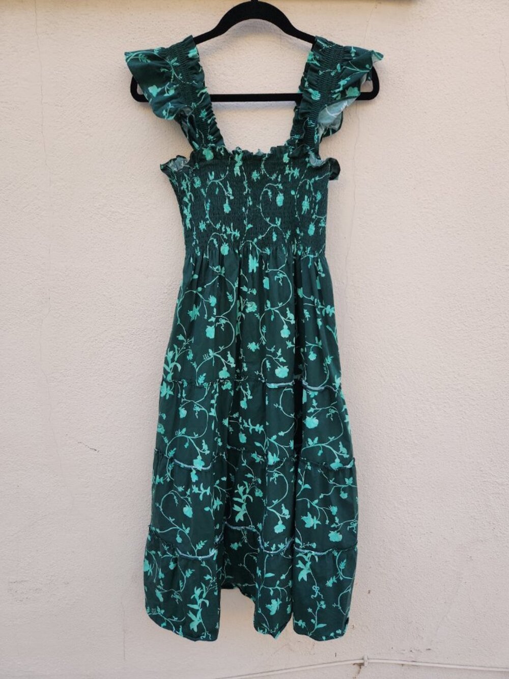 Hill House Ellie Nap Smocked Midi Dress in Green Botanical - Picture 2 of 7